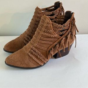 Schutz SUEDE ankle boot Sz7 fringe tobacco/cognac suede wood heel excellent cndt